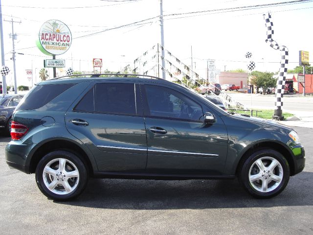 Mercedes-Benz M-Class 2008 photo 1