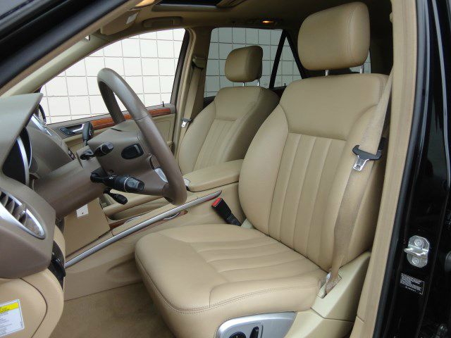 Mercedes-Benz M-Class 2008 photo 9