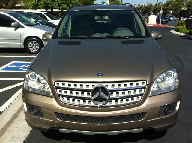 Mercedes-Benz M-Class SES 5dr SUV