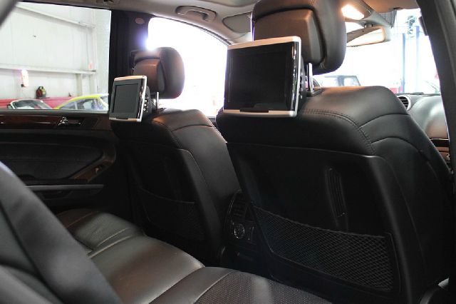 Mercedes-Benz M-Class 2009 photo 83