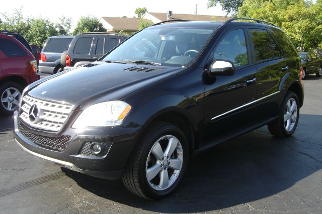 Mercedes-Benz M-Class 2009 photo 1