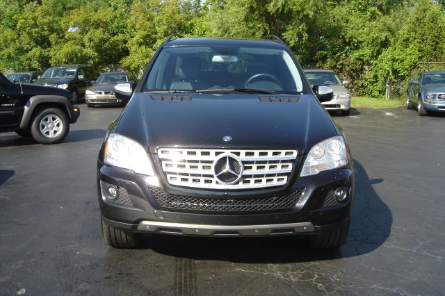 Mercedes-Benz M-Class 2009 photo 2