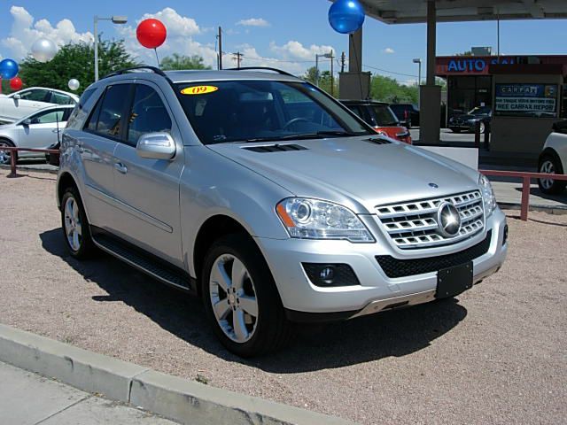 Mercedes-Benz M-Class 2009 photo 2