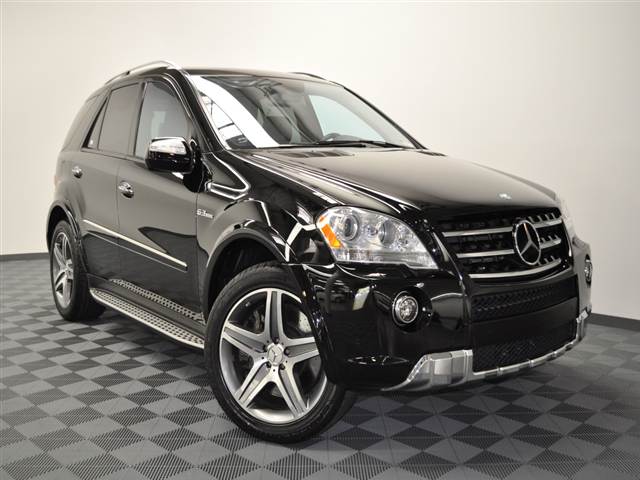 Mercedes-Benz M-Class 4dr Sdn SE RWD Unspecified