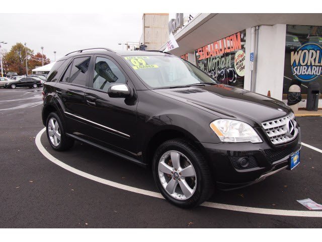 Mercedes-Benz M-Class 2009 photo 1