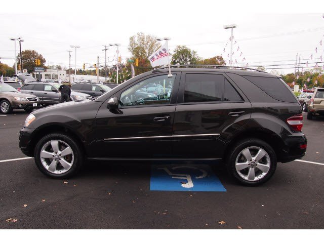 Mercedes-Benz M-Class 2009 photo 4