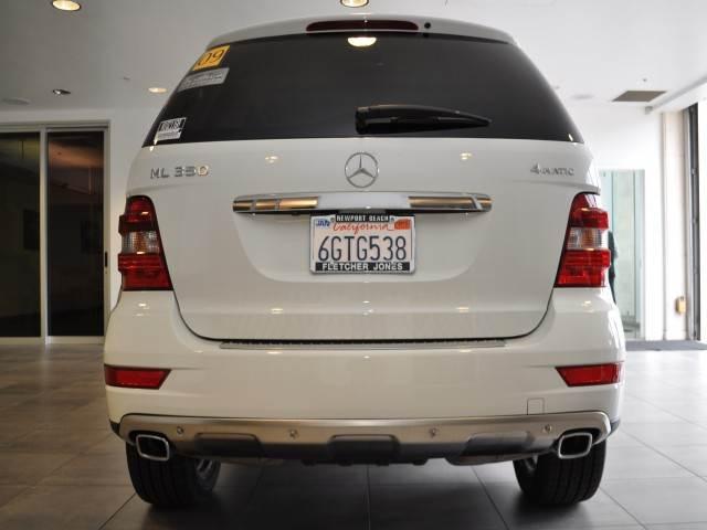 Mercedes-Benz M-Class 2009 photo 2