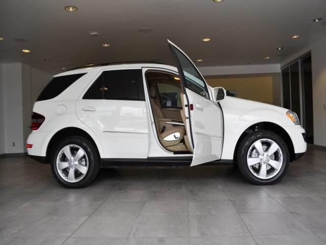 Mercedes-Benz M-Class 2009 photo 4