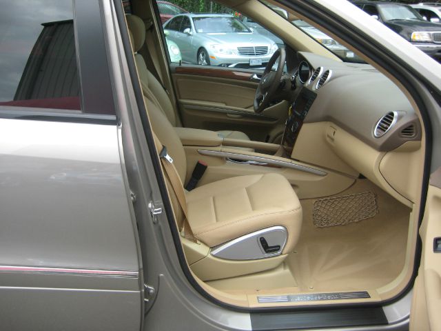 Mercedes-Benz M-Class 2009 photo 15