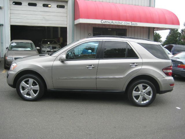 Mercedes-Benz M-Class 2009 photo 3