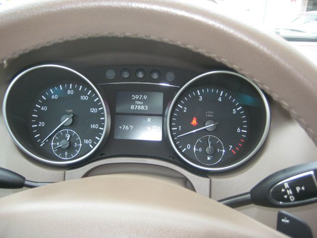 Mercedes-Benz M-Class 2009 photo 6