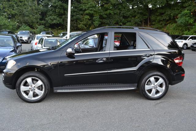 Mercedes-Benz M-Class 2010 photo 2