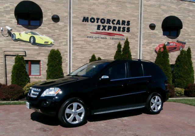 Mercedes-Benz M-Class 2010 photo 3