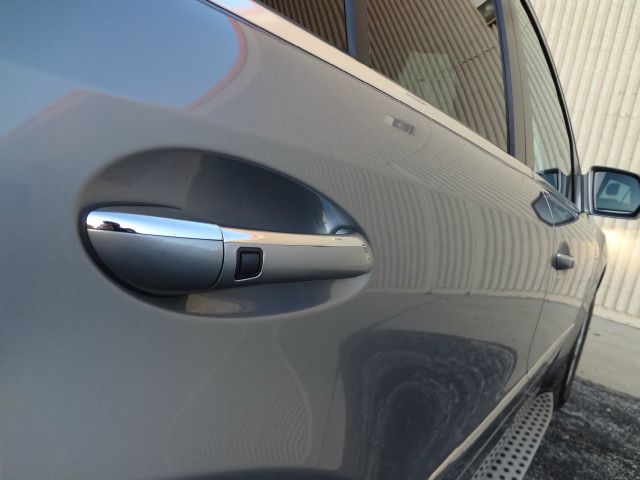 Mercedes-Benz M-Class 2010 photo 41