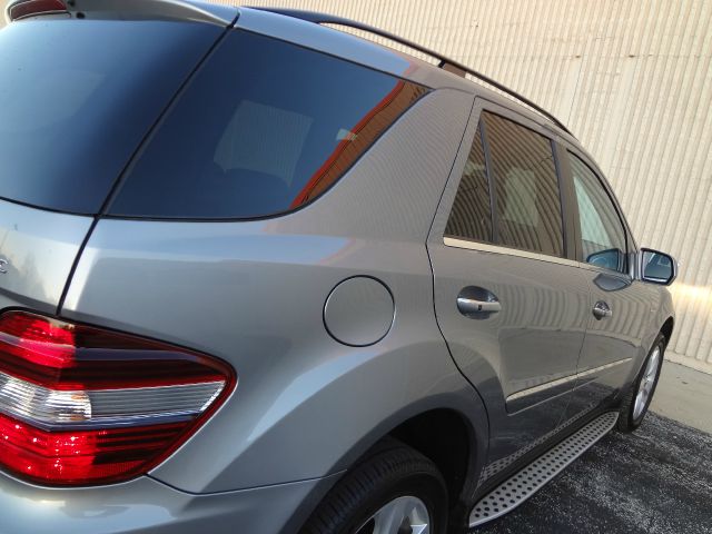 Mercedes-Benz M-Class 2010 photo 42