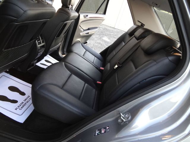Mercedes-Benz M-Class 2010 photo 54
