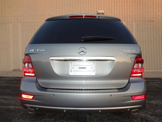 Mercedes-Benz M-Class 2010 photo 55