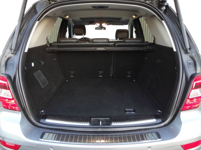 Mercedes-Benz M-Class 2010 photo 60