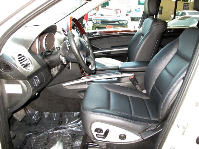 Mercedes-Benz M-Class Gl 2x2 SUV