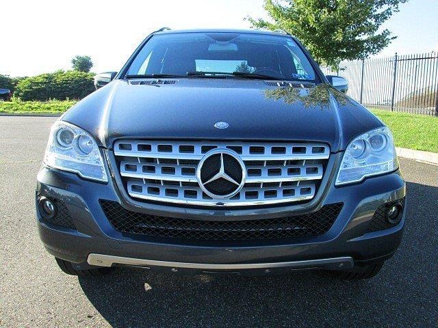 Mercedes-Benz M-Class 2010 photo 1