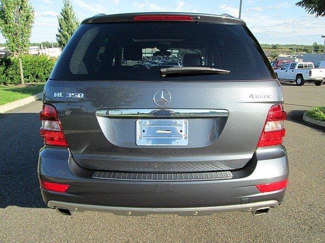 Mercedes-Benz M-Class 2010 photo 3