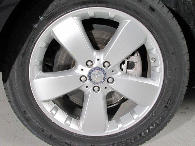 Mercedes-Benz M-Class 2011 photo 2