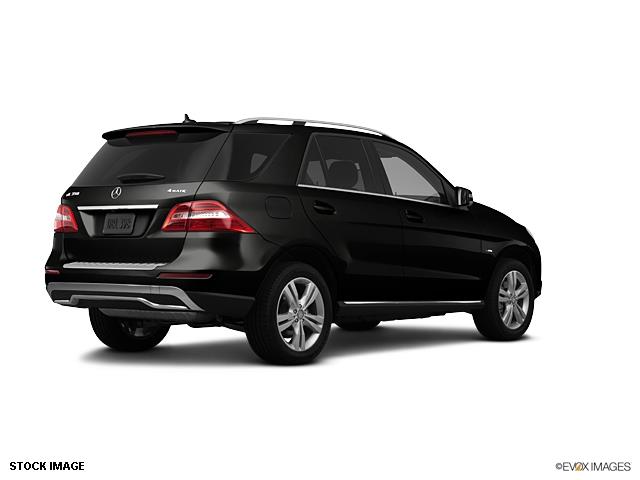 Mercedes-Benz M-Class 2012 photo 1