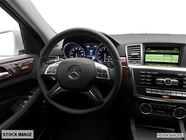 Mercedes-Benz M-Class 2012 photo 3