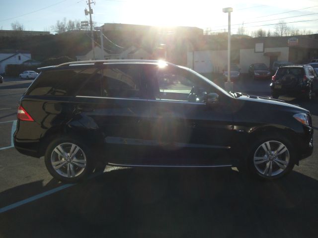 Mercedes-Benz M-Class 2012 photo 3