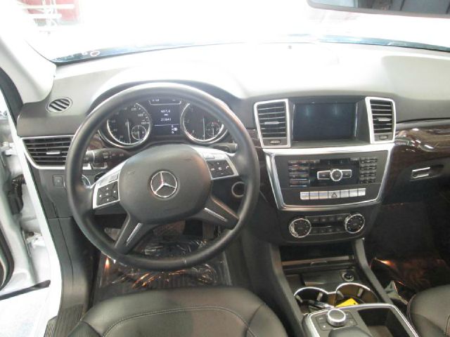 Mercedes-Benz M-Class Power Wagon SUV