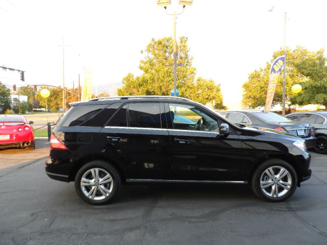 Mercedes-Benz M-Class 2013 photo 1