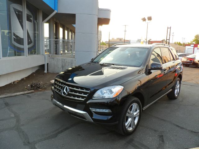 Mercedes-Benz M-Class 2013 photo 2