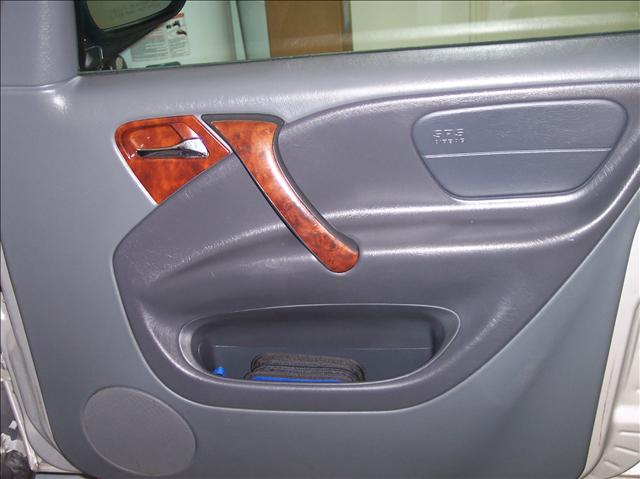 Mercedes-Benz M Class 1999 photo 4