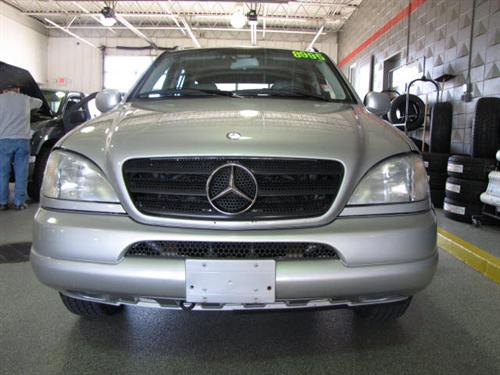 Mercedes-Benz M Class 2000 photo 2