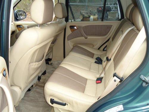 Mercedes-Benz M Class 2001 photo 2