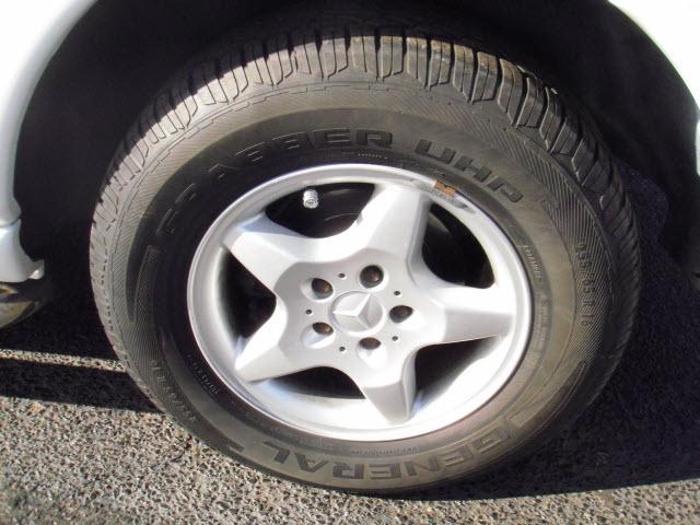 Mercedes-Benz M Class 2001 photo 3