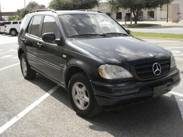 Mercedes-Benz M Class 2001 photo 2