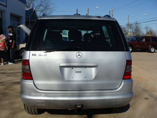 Mercedes-Benz M Class 2001 photo 4