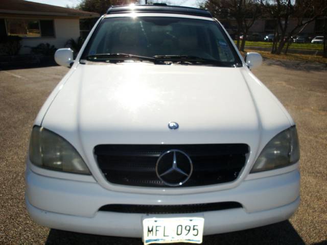 Mercedes-Benz M Class 2001 photo 3