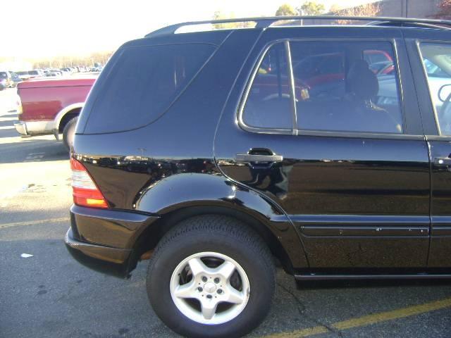 Mercedes-Benz M Class 2001 photo 3