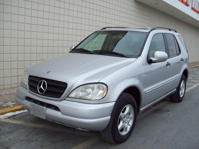 Mercedes-Benz M Class AWD Wagon Automatic VERY NICE Sport Utility