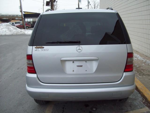 Mercedes-Benz M Class 2001 photo 3
