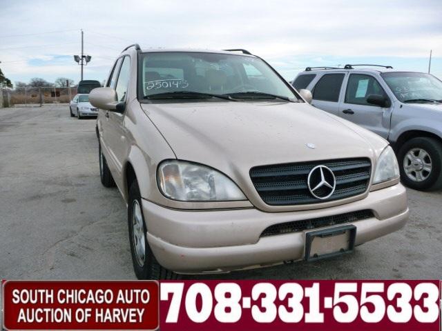 Mercedes-Benz M Class AWD Wagon Automatic VERY NICE Sport Utility