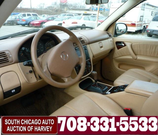 Mercedes-Benz M Class 2001 photo 2