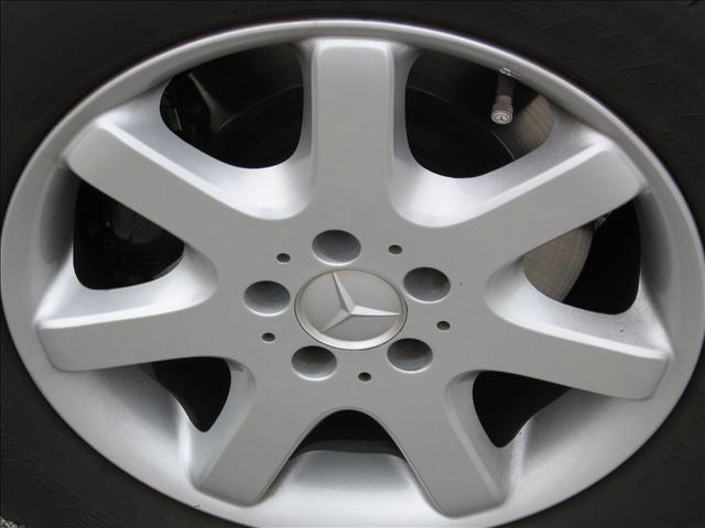 Mercedes-Benz M Class 2001 photo 2