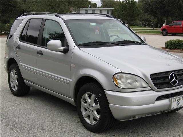 Mercedes-Benz M Class 2001 photo 3