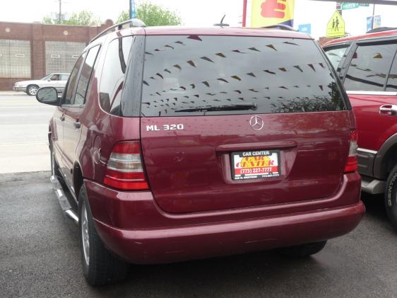 Mercedes-Benz M Class 2001 photo 1