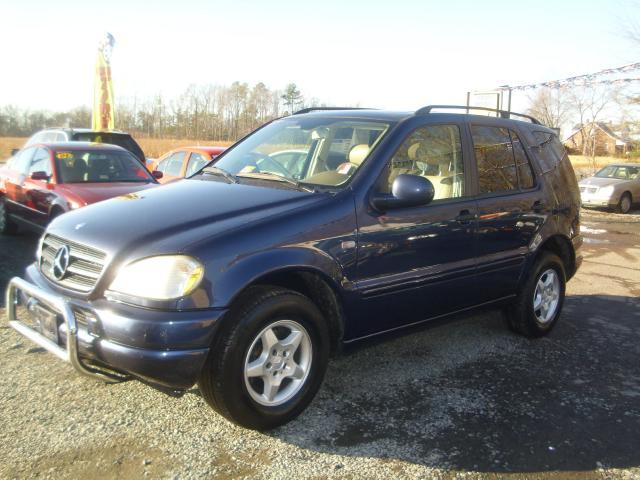 Mercedes-Benz M Class 2001 photo 3