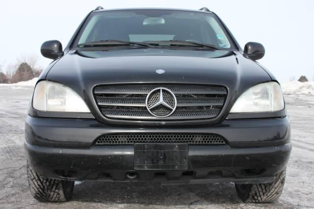 Mercedes-Benz M Class 2001 photo 1