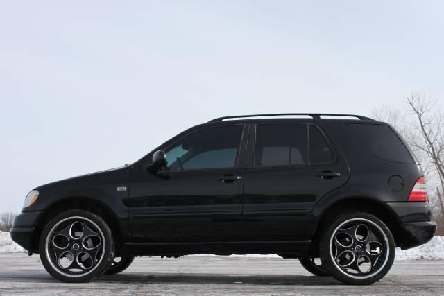 Mercedes-Benz M Class AWD Wagon Automatic VERY NICE Sport Utility